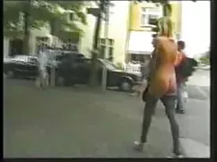 Scopa lei per video  ...