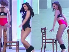 Due video porno di b ...